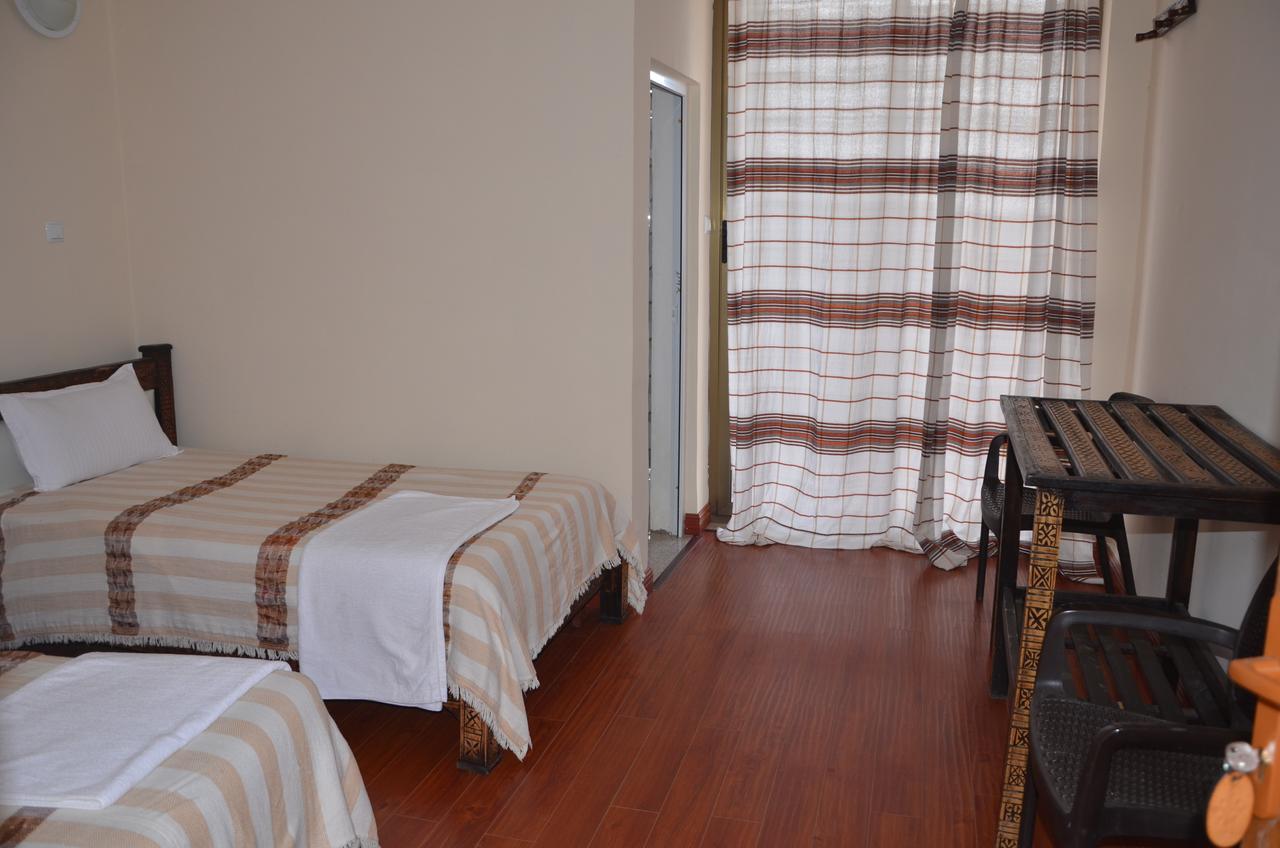 Zan-Seyoum Hotel Lalibela Bagian luar foto