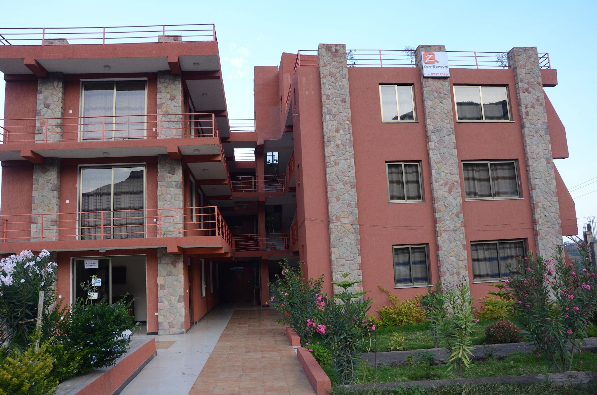 Zan-Seyoum Hotel Lalibela Bagian luar foto
